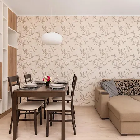 Przytulny Z Widokiem Na Morze I Parkingiem By Renters Apartment