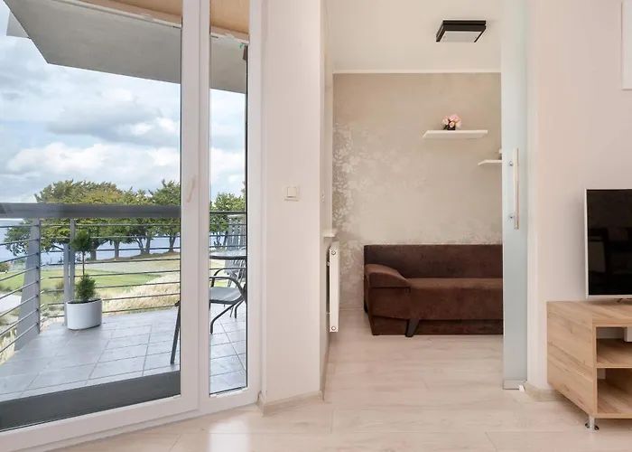 Przytulny Z Widokiem Na Morze I Parkingiem By Renters Apartament