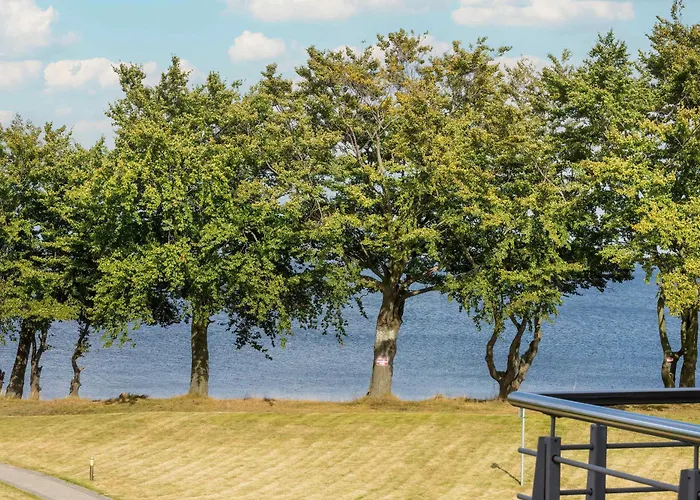 Apartament Przytulny Z Widokiem Na Morze I Parkingiem By Renters